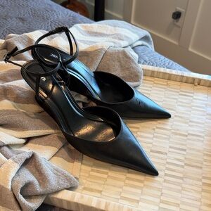 Zara Black Pointed Toe Heels